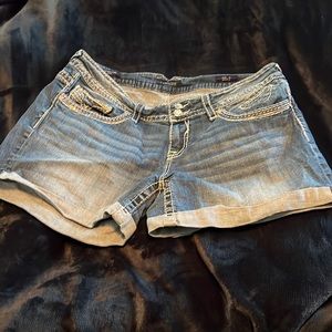 Vigoss shorts size 16